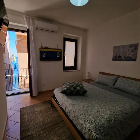 La Casetta Azzurra Chianalea - Locazione Turistica 3*